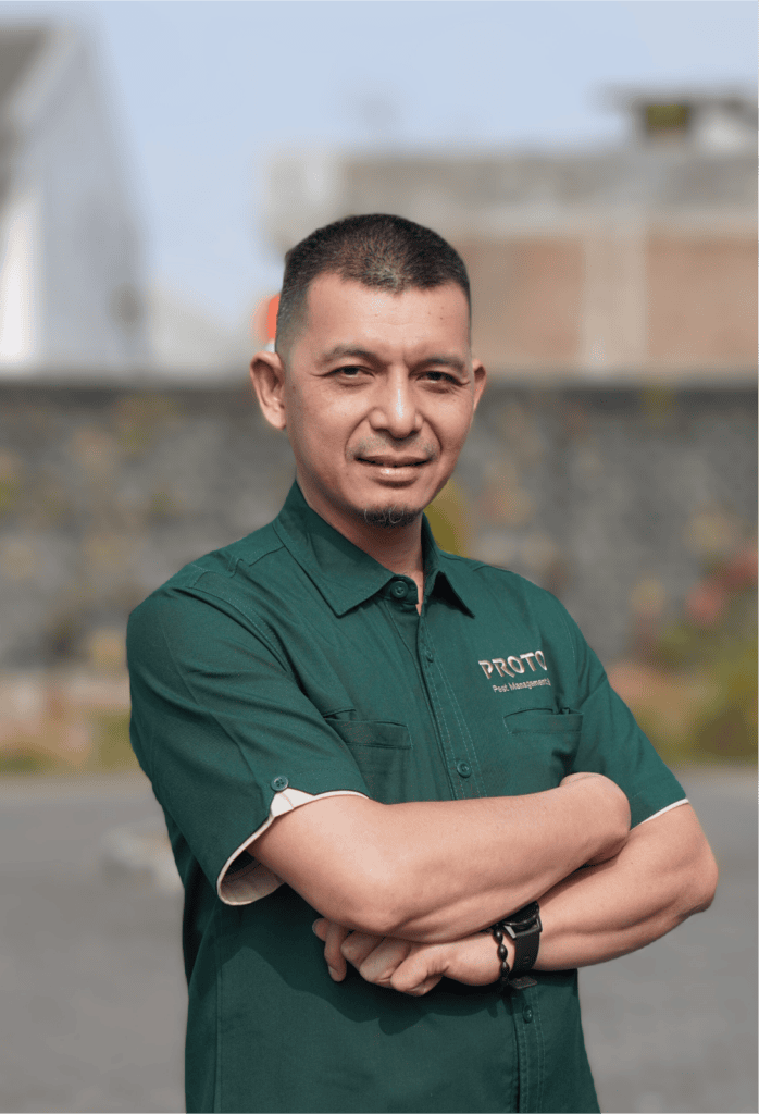 Azom Romli